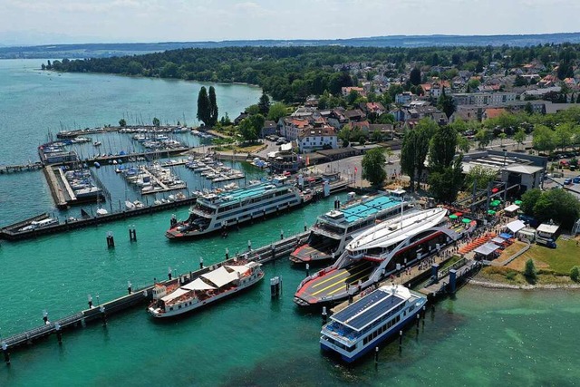 Die erste mit Gas betriebene Fhre hei...ond&#8220; und fhrt auf dem Bodensee.  | Foto: Felix Kstle (dpa)