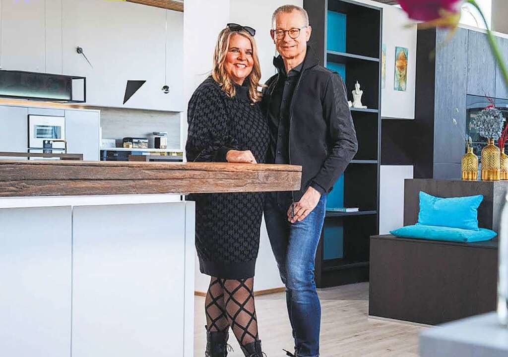 Ü-Küchen feiert mit seinen Kunden in den Herbst - PR-Anzeige - Badische  Zeitung