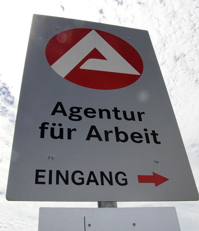 Der Weg zur Arbeitsagentur in Waldshut...nquote in der Region leicht gesunken.   | Foto: Cosima Fchsel