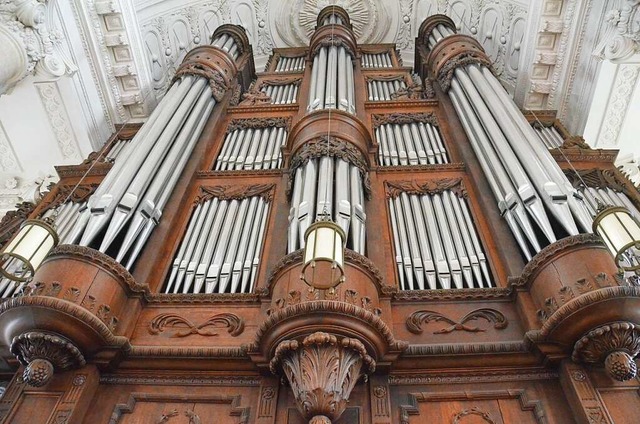 Die Schwarz-Orgel spielt bei den Inter...alen Domkonzerten eine zentrale Rolle.  | Foto: Sebastian Barthmes