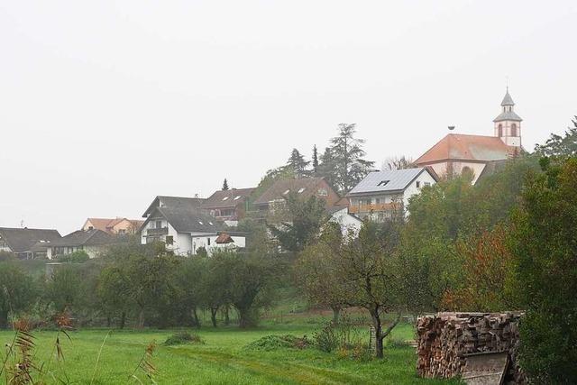 In Herbolzheim-Tutschfelden will ein Hausbesitzer neuen Wohnraum schaffen - Vertreter der Ortschaft protestieren scharf