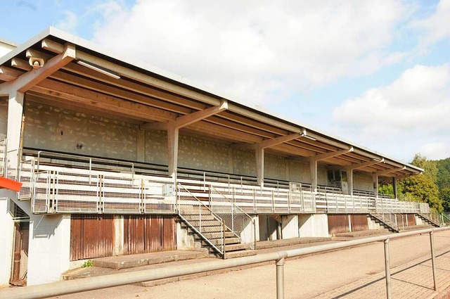 Die alte Alemannenhalle war 2015 schon...terkunft fr Flchtlinge (Archivfoto).  | Foto: Robert Bergmann