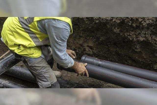 Neue Wasserleitung in Häusern wird als notwendig erachtet