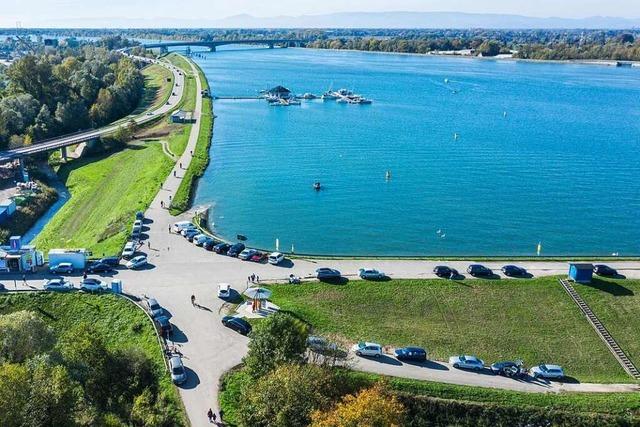 Der neue Hafen am Rhein in Neuried lst nicht nur Freude aus