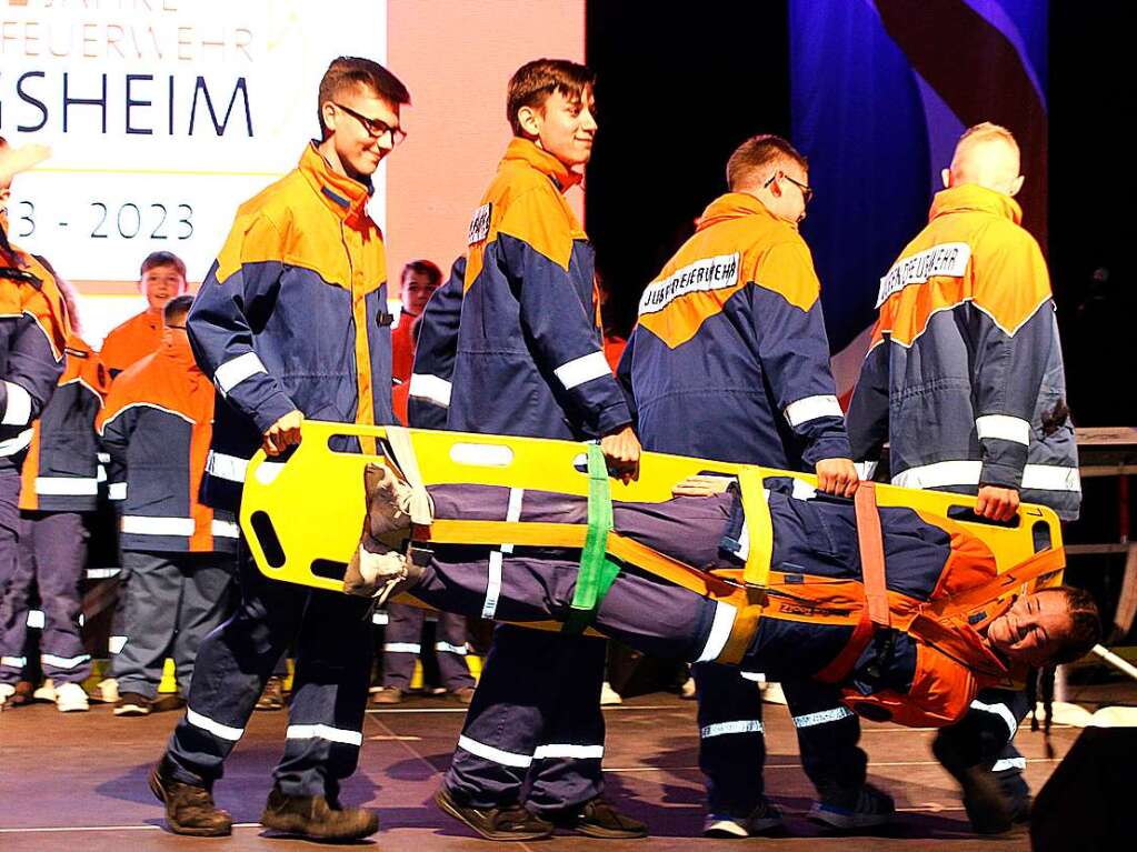 Auch die Jugendfeuerwehr hatte beim Jubilumsabend ihren Auftritt