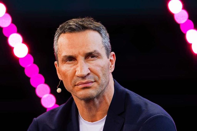 Ex-Boxweltmeister Wladimir Klitschko s...nder der Ukraine&quot; verffentlicht.  | Foto: Rolf Vennenbernd (dpa)