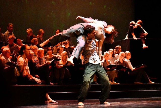 Tnzer Margers Vanags und Tnzerin Cos...el gaben der Oper zustzliche Dynamik.  | Foto: Thomas Loisl Mink