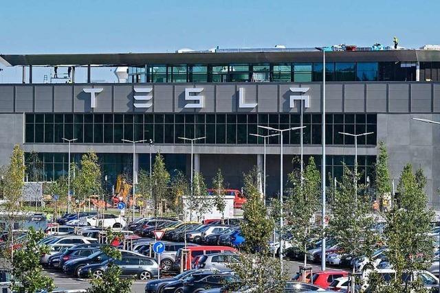 IG Metall: Über 1000 Tesla-Mitarbeiter für bessere Arbeitsbedingungen
