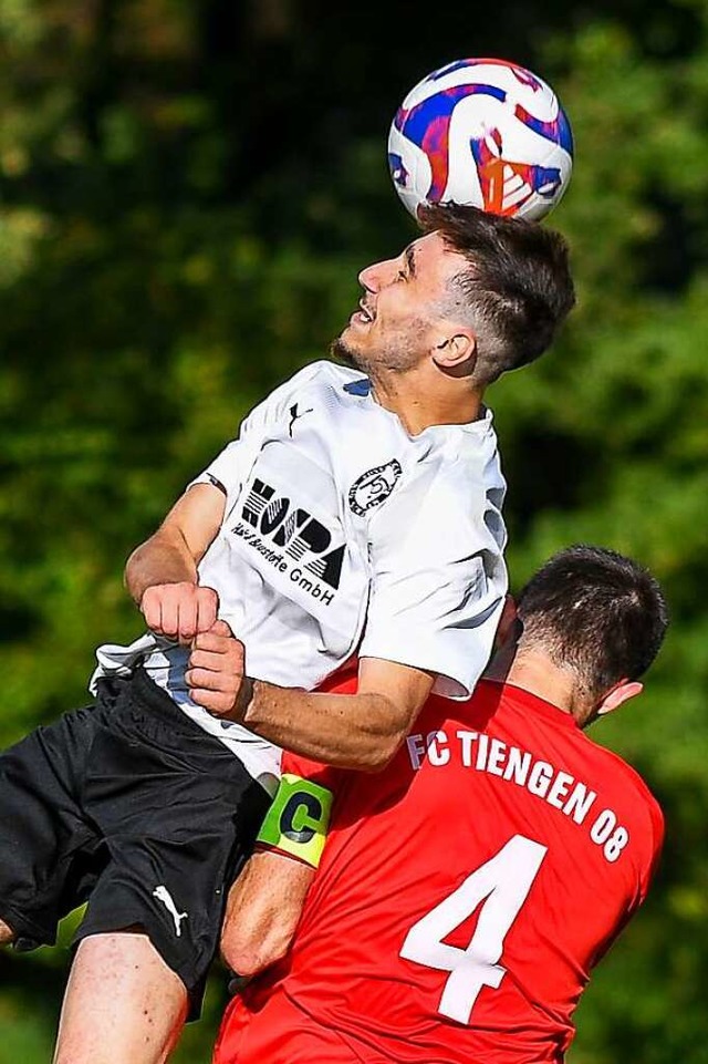 Domenico Bucalo, zweifacher Torschtze...er Partie gegen Weizen die Rote Karte.  | Foto: Gerd Grndl