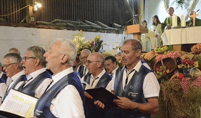 Mitgestaltet wird der Gottesdienst von den Mnnern des Gesangvereins Ewattingen  | Foto:  Bild: Matthias Werner