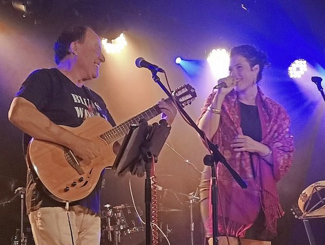 Jimmy Gottschalk und Sarah Yacine sind musikalisch seelenverwandt.  | Foto: Ralf Burgmaier
