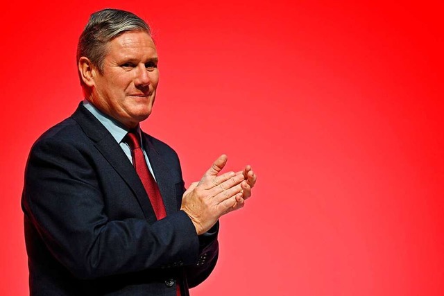 Labour-Chef Keir Starmer kndigte auf ...ies regieren seit 2010 ununterbrochen.  | Foto: PAUL ELLIS (AFP)