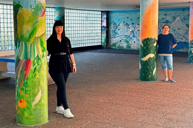Die Knstlerin Amlie Le Bodec (links... um die Vorbereitung und Finanzierung.  | Foto: Grundschule am Kohlenbach