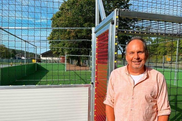 In Niederweiler kicken Kids nun auf dem Soccer-Court