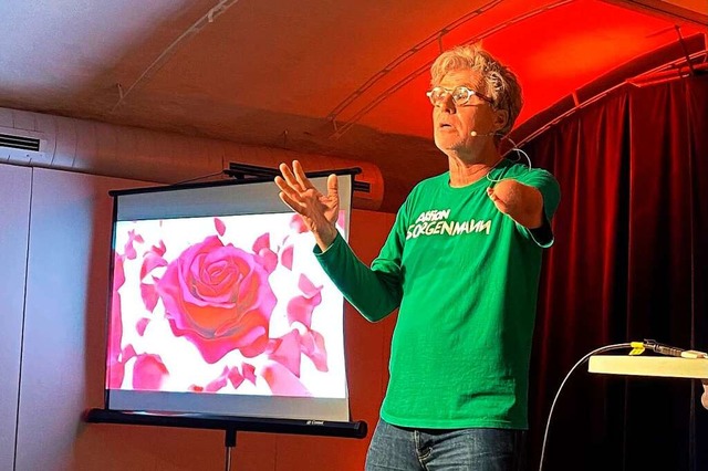 Martin Fromme mit seinem Programm &#8222;Glckliches Hndchen&#8220;  | Foto: Bertold Obergfll