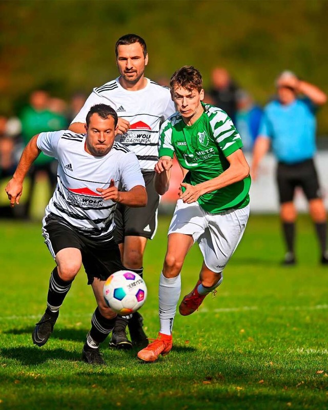 Packendes Duell: Andreas Wolf (l.) von...erger Kontrahent Tom Debatin (rechts).  | Foto: Wolfgang Scheu