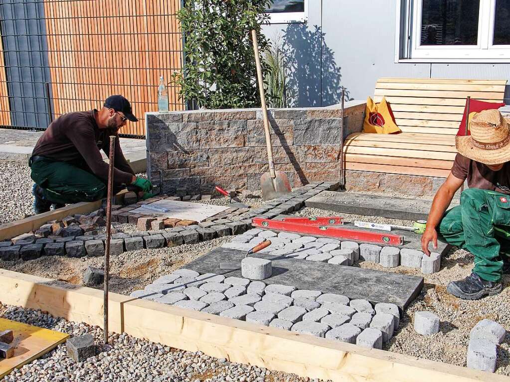 Demonstration von Pflasterarbeiten: Auch das Handwerk zeigte sich.