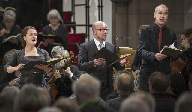 Joseph Haydns &#8222;Die Schpfung&#82...enor) und Ekkehard Abele (Bassbariton)  | Foto: Paul Eischet