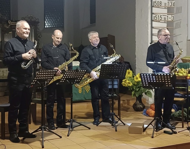 In  der Fischinger Kirche, wo schon da...m 20 + 1 des Subito-Saxofon-Quartetts.  | Foto: Martina Braun