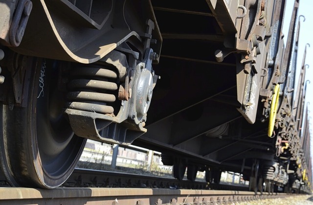 Ziel des  Bahnausbaus  ist es, mehr Verkehr auf die Schiene zu bekommen.  | Foto: Helmut Seller                       