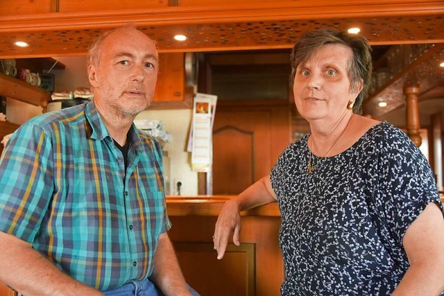 Roland und Maria Gppert bernehmen das Wanderheim Kreuzmoos.  | Foto: Benedikt Sommer