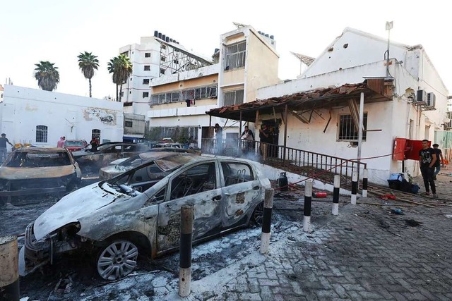 Verwstungen nach dem Angriff auf das Ahli Arab Krankenhaus in Gaza.  | Foto: DAWOOD NEMER (AFP)