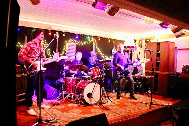 Gerry McAvoy&#8217;s Band of Friends brachte Gallagher&#8217;s Nest zum Beben.  | Foto: Erika Sieberts