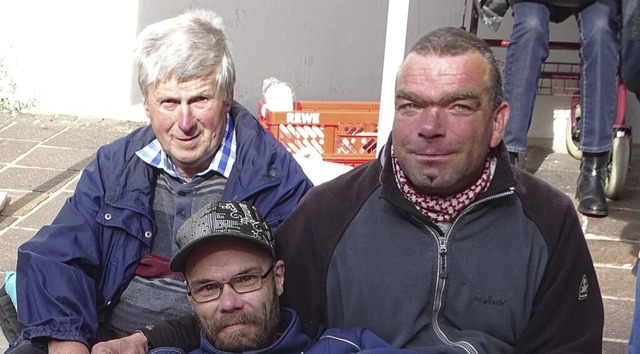 Dieter, Sandro und Wolfi gehren zu de...en in Deutschland, die obdachlos sind.  | Foto: suedkurier