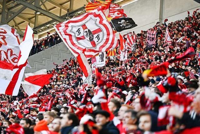 Das Rauchverbot im Stadion des SC Freiburg dient dem Schutz der Mehrheit