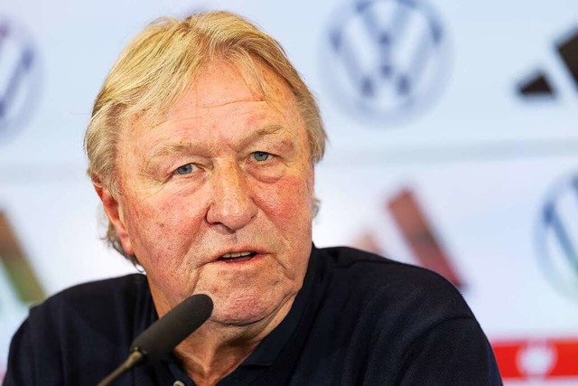 Interimsbundestrainer bei den deutschen Frauen: Horst Hrubesch  | Foto: Jrgen Kessler (dpa)