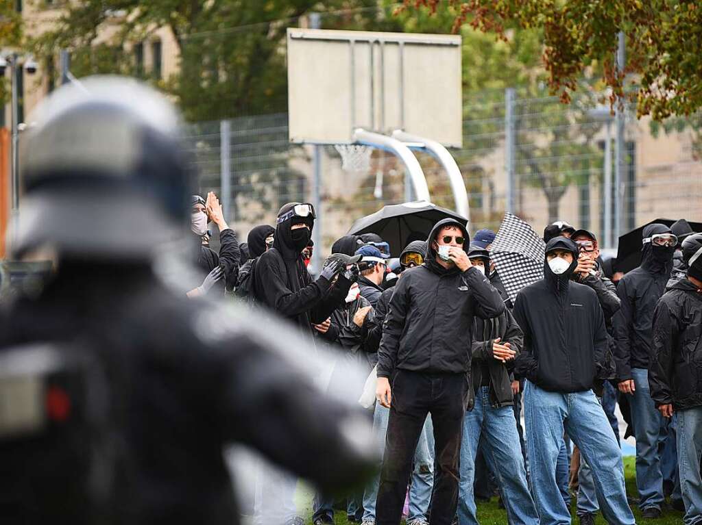 Nicht bewilligte Demo von „Baselnazifrei“