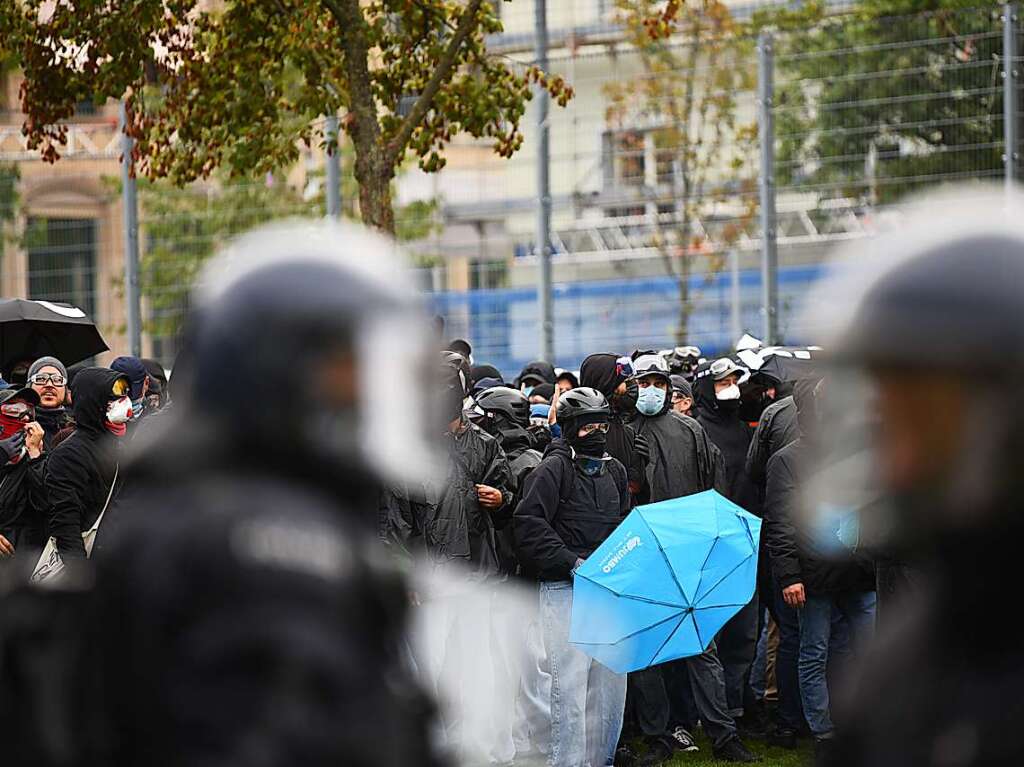 Nicht bewilligte Demo von „Baselnazifrei“