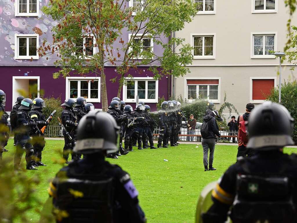 Nicht bewilligte Demo von „Baselnazifrei“