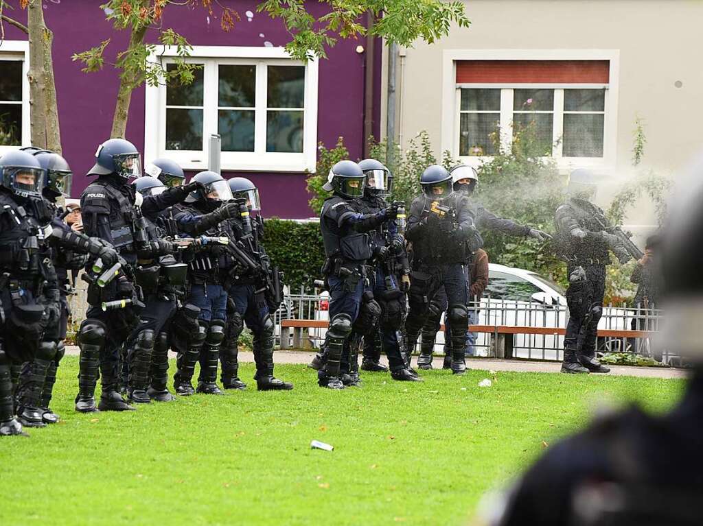 Nicht bewilligte Demo von „Baselnazifrei“