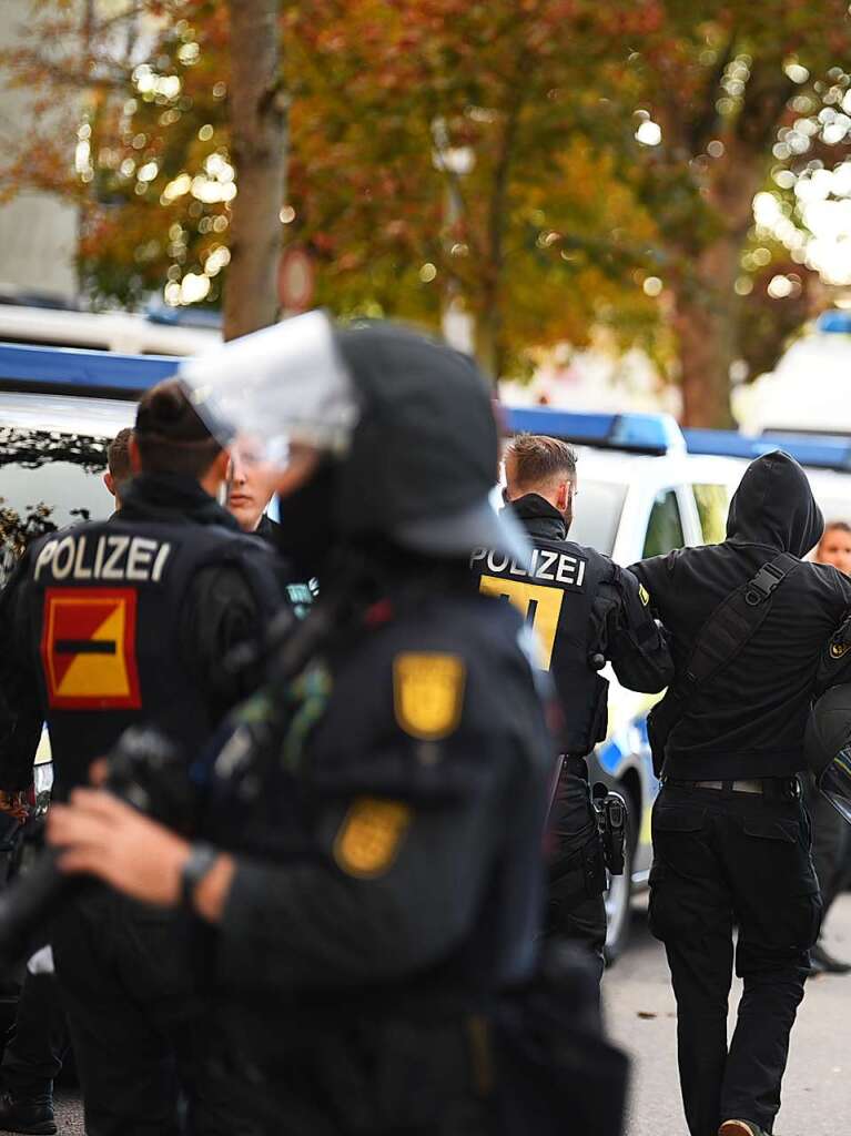 Demonstration und Gegenkundgebung in Weil am Rhein