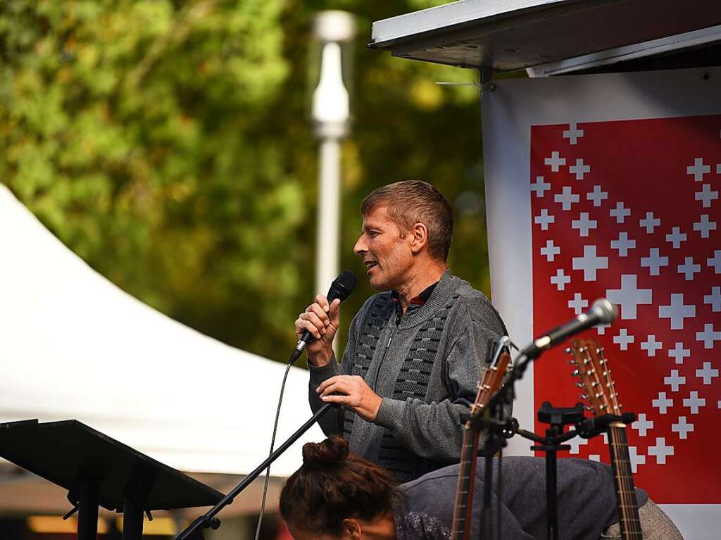 Mario della Giacoma (links), Organisator der Demo