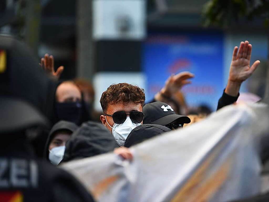 Demonstration und Gegenkundgebung in Weil am Rhein