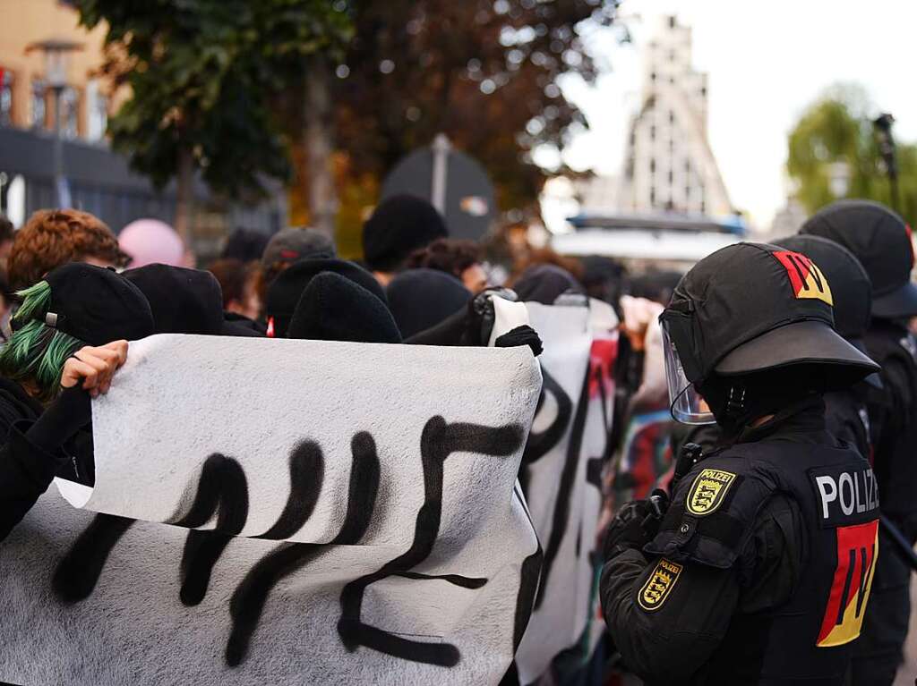 Demonstration und Gegenkundgebung in Weil am Rhein