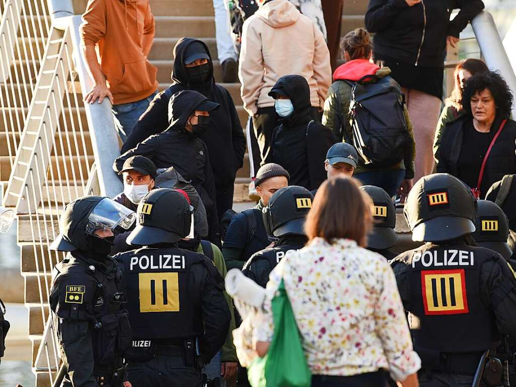 Demonstration und Gegenkundgebung in Weil am Rhein