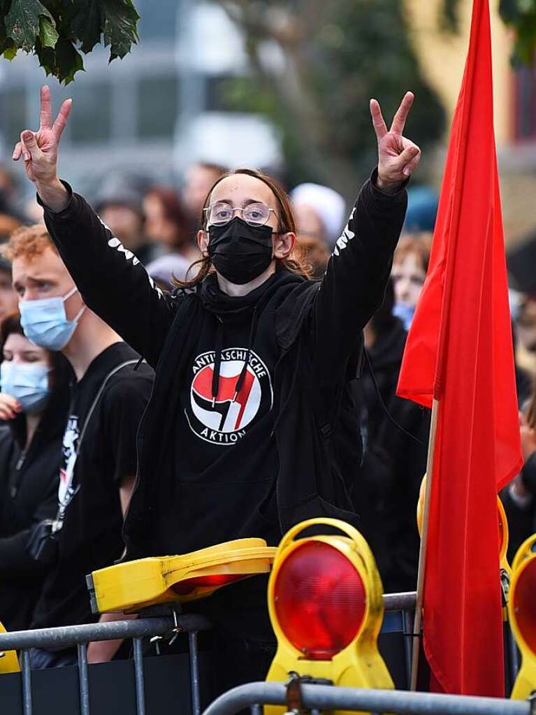 Demonstration und Gegenkundgebung in Weil am Rhein