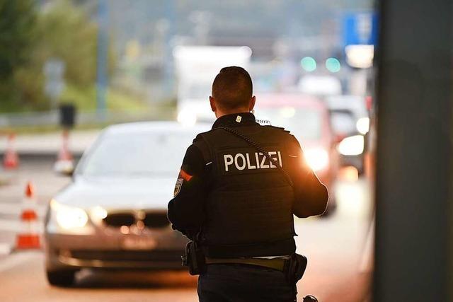 Verstrkte Kontrollen an der Schweizer Grenze: Wie wirken sie sich aus?