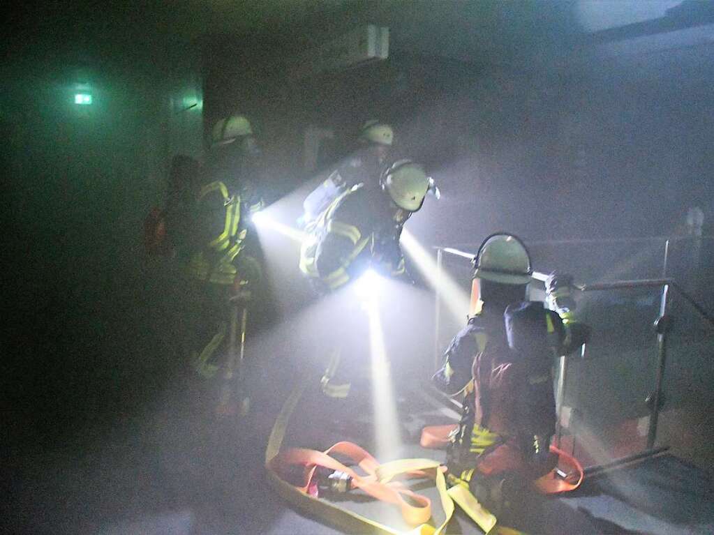 Abschlussbung der Feuerwehr Lrrach im Rathaus