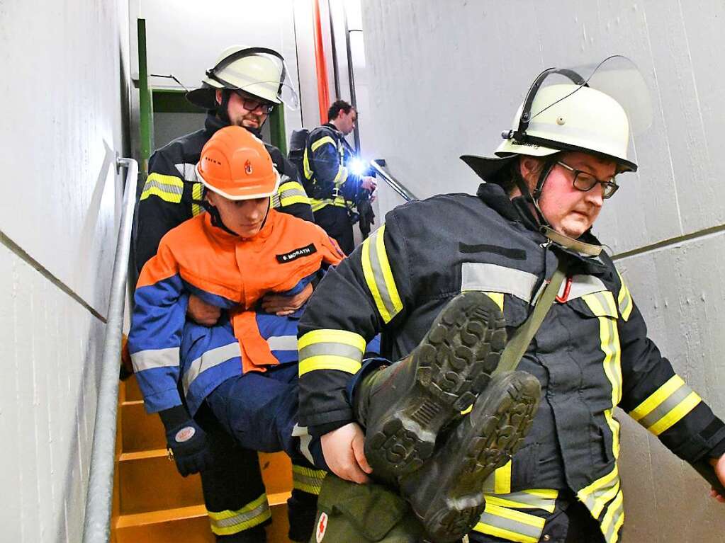 Abschlussbung der Feuerwehr Lrrach im Rathaus