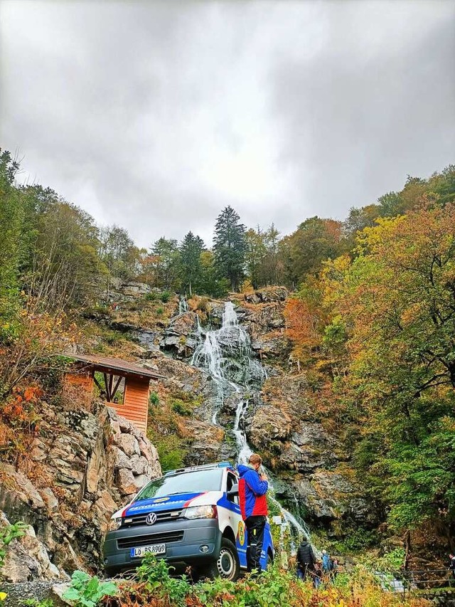 Die Bergwacht war am Wasserfall in Todtnau im Einsatz.  | Foto: Bergwacht