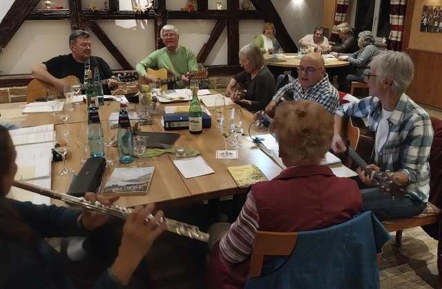 Im &#8222;Rebstock&#8220; wurden viele Volkslieder gesungen.  | Foto: Privat