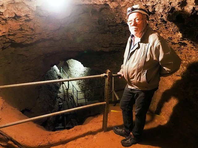 In der stillen Welt der Tschamberhhle...einer von acht ehrenamtlichen Fhrern.  | Foto: Boris Burkhardt