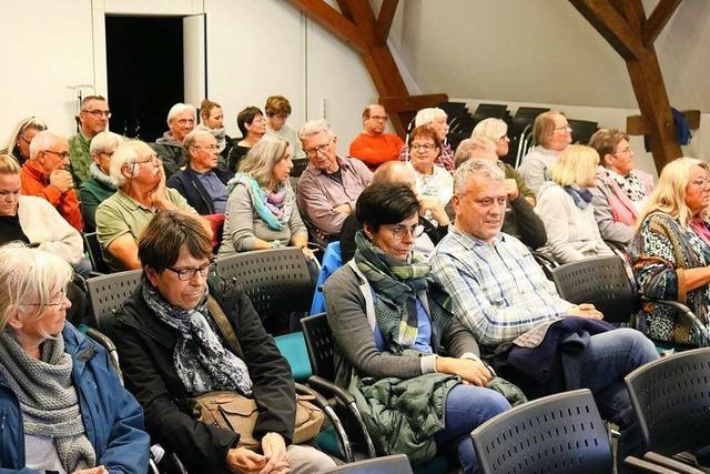 Landrtin wirbt bei Informationsveranstaltung in Maulburg fr Solidaritt mit Geflchteten