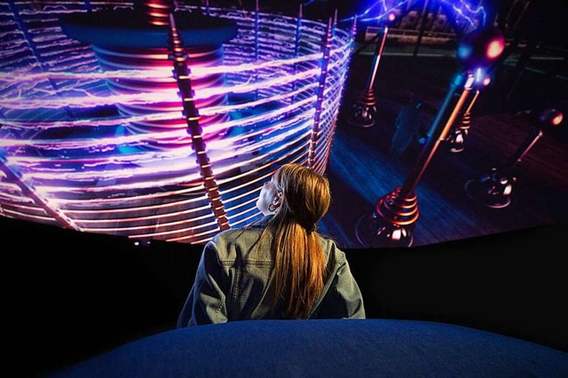 Ein 360-Grad-Film im Traumzeit-Dome de...roatia&#8220; bei seinen Experimenten.  | Foto: Europa-Park