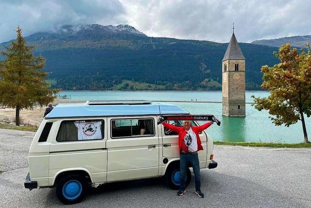 Ein SC-Freiburg-Fan aus Schuttertal ist mit seinem VW-Bus nach Serbien gefahren