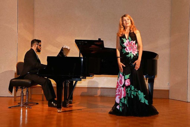 Pervez Mody und Tatjana Charalgina bei ihrem ersten gemeinsamen Konzert   | Foto: Juliana Eiland-Jung